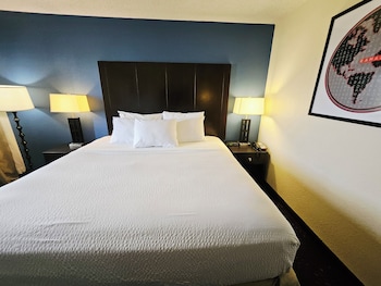 Junior Suite, 1 King Bed, Non Smoking