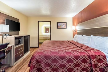 Standard Room, 1 King Bed, Non Smoking