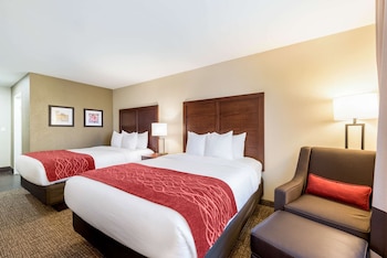 Standard Room, 2 Queen Beds, Non Smoking