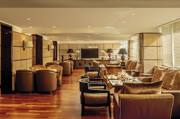 Club Room, 1 King Bed (Club Access)