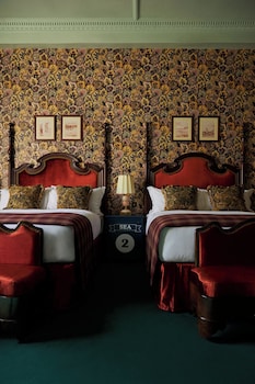 Deluxe Room, 2 Twin Beds (Marine Deluxe Twin)