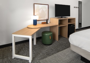 Suite, 1 King Bed