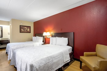 Deluxe Room, 2 Double Beds (Smoke Free)