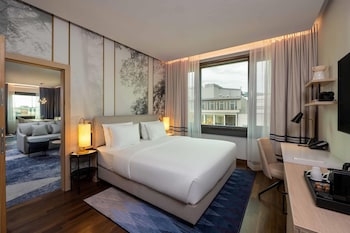 Suite, 1 Double Bed (Diplomat Suite)