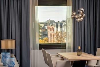 Suite, 1 Double Bed (Diplomat Suite)