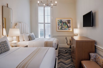 Standard Room, 2 Double Beds