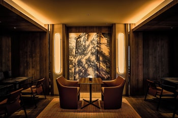 Suite (Ambassador)