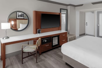 King, Deluxe Room