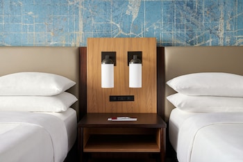 Club Room, 2 Queen Beds