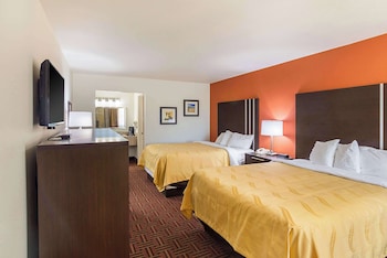 Room, 2 Queen Beds, Smoking