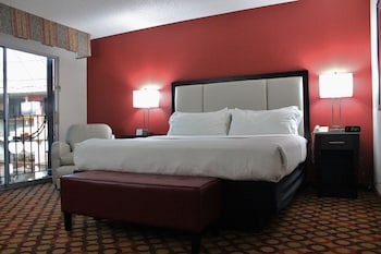 Standard Room, 1 King Bed