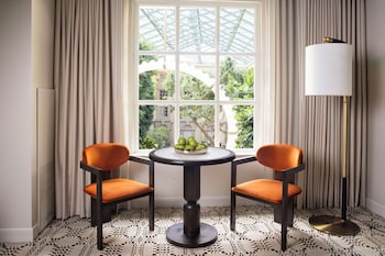 Atrium, Room, 1 King Bed, View