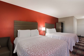 Standard Room, 2 Queen Beds, Non Smoking, Refrigerator & Microwave