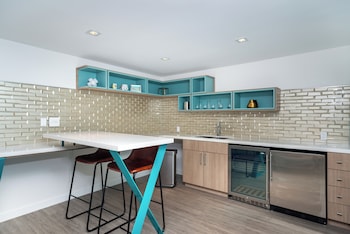Bay View King Suite