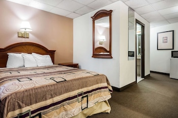 Standard Room, 1 Queen Bed, Non Smoking