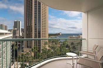 Room, 2 Double Beds, Ocean View (Renovated)