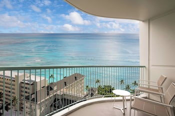 Room, 1 King Bed, Ocean View (Renovated, High Ocean View)