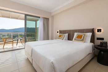 Deluxe Suite, Beachfront