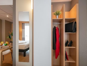 Standard Room, 2 Double Beds