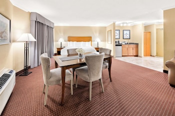 Suite, 1 King Bed, Non Smoking, Refrigerator & Microwave