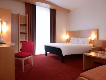 Suite, 1 Double Bed with Sofa bed