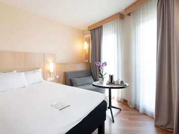 Superior Room, 1 Double Bed with Sofa bed