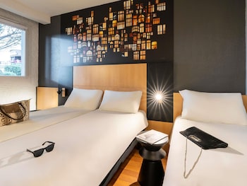 Standard Room, 3 Twin Beds