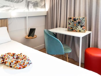 Standard Room, 2 Twin Beds
