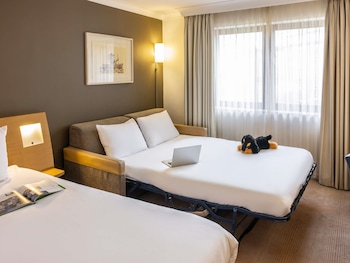 Superior Room, 1 Queen Bed with Sofa bed