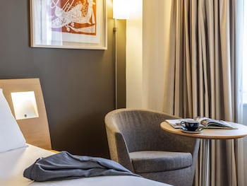 Executive Room, 1 Queen Bed