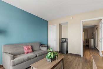 Oceanfront King Suite Non-Smoking
