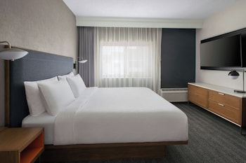 Room, 1 King Bed, Non Smoking