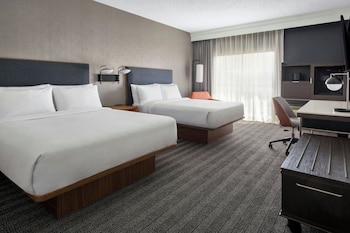 Room, 2 Queen Beds, Non Smoking