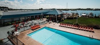 Standard Room, 2 Queen Beds, Balcony, River View