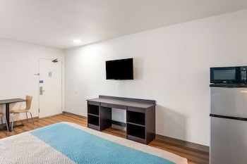 Deluxe Double Room, 1 King Bed, Accessible, Non Smoking