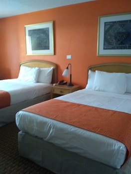 Standard Room, 2 Double Beds, Smoking