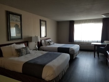 Suite, 2 Queen Beds