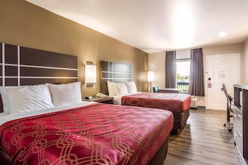 Room, 2 Queen Beds, Non Smoking
