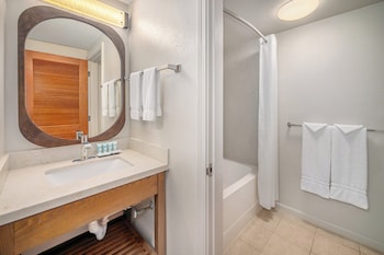 Standard Room, 2 Double Beds
