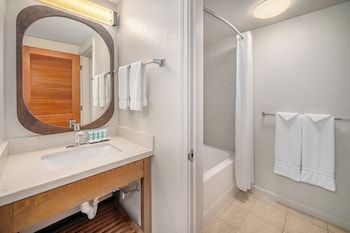 Standard Room, 2 Double Beds