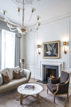Suite (The Knightsbridge)