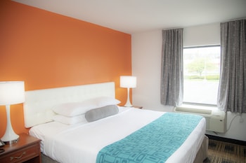 Standard Room, 1 King Bed