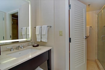 Suite, 2 Double Beds (Holiday)
