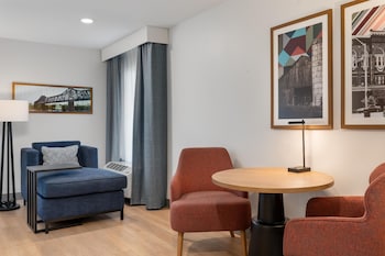 Suite, Multiple Beds, Hearing Accessible, Kitchenette