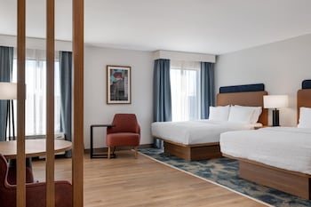 Suite, 2 Queen Beds, Kitchenette