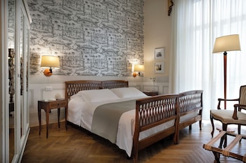 Classic Double or Twin Room, Balcony