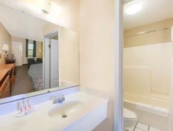 Double Room, 2 Double Beds