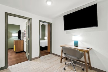 Suite, 2 Bedrooms