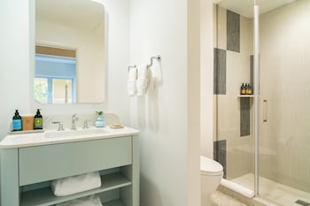 Hotel Grace Bay 1 Bedroom Suite -Adults Only