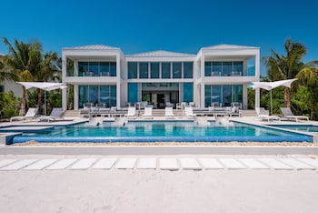 Seaclusion Private Villa